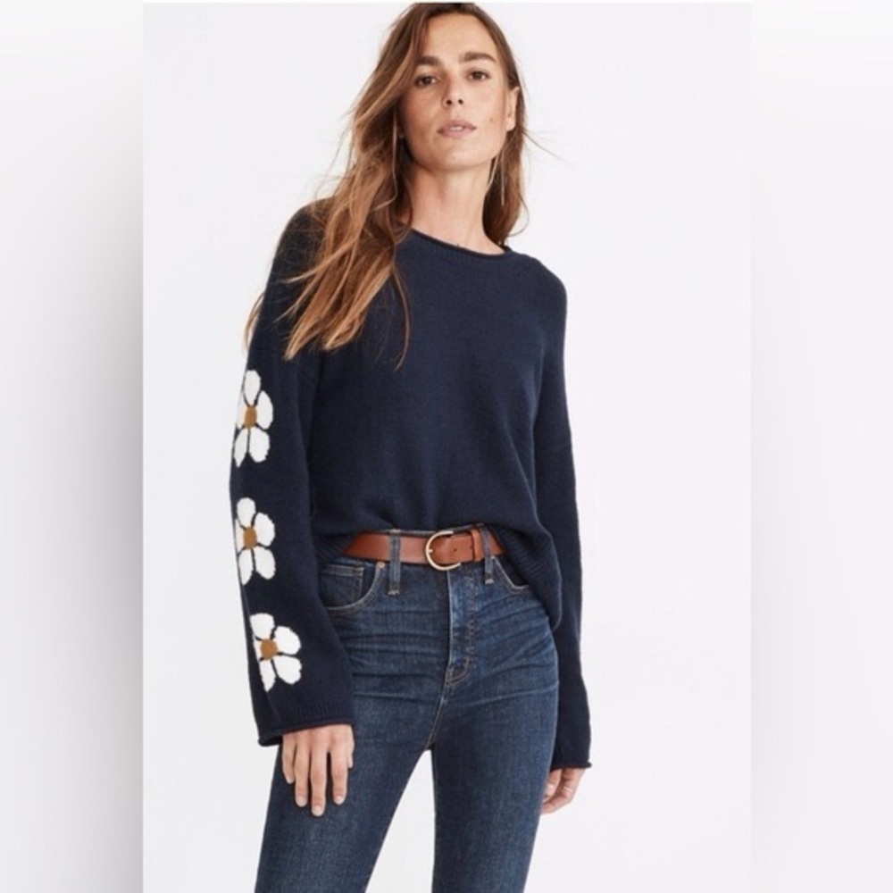 Navy Blue Floral Sleeve Sweater